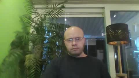 sixten19795 online show from January 14, 7:47 am