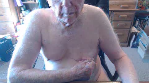 Snapshot of sjbottomboi chatting on January 7, 7:28 pm sjbottomboi online show from January 7, 7:28 pm