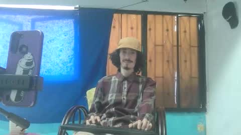sk8sir online show from February 15, 4:36 pm