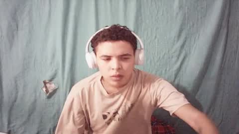 skady_coronado online show from May 22, 5:40 pm