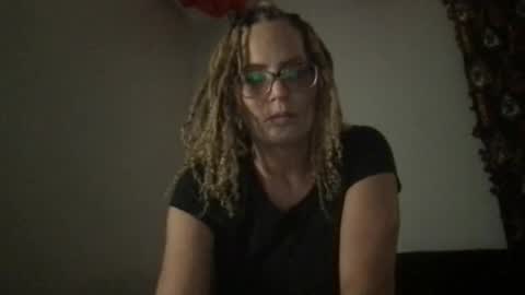 Snapshot of skarfos_babes chatting on December 11, 11:54 pm skarfos_babes online show from December 11, 11:54 pm