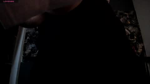 Snapshot of skarlet_miller_ chatting on May 21, 12:01 pm SKARLET online show from May 21, 12:01 pm