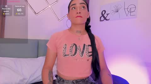 Snapshot of skarlet_ruiz_ chatting on April 7, 7:03 pm Skarlet online show from April 7, 7:03 pm