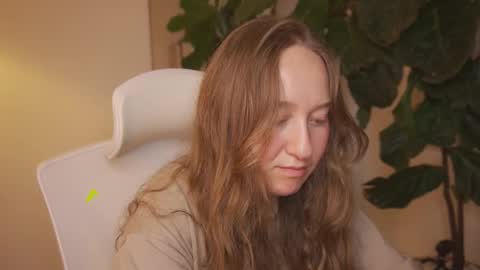 Snapshot of skarpio17 chatting on November 29, 9:29 pm Im Scarlett ONLINE 5pm-10pm NYC time online show from November 29, 9:29 pm