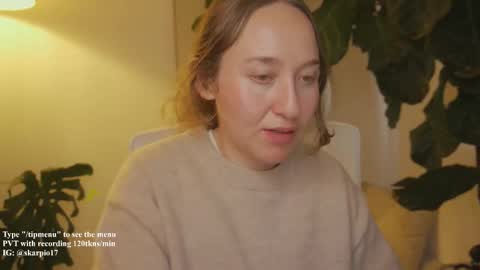 Snapshot of skarpio17 chatting on November 30, 9:30 pm Im Scarlett ONLINE 5pm-10pm NYC time online show from November 30, 9:30 pm