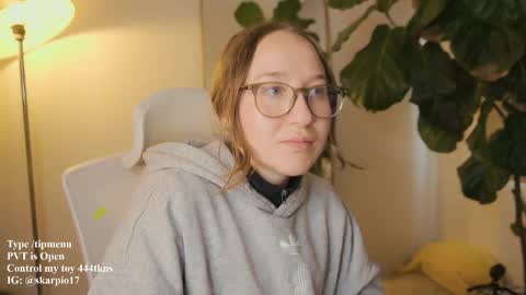 Im Scarlett  ONLINE  5pm-10pm NYC time  online show from April 13, 9:20 pm