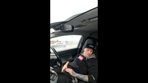 skateruncut online show from March 9, 3:38 pm