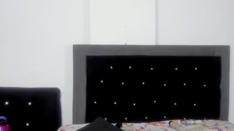 Skay Sanchez   online show from December 9, 8:01 pm