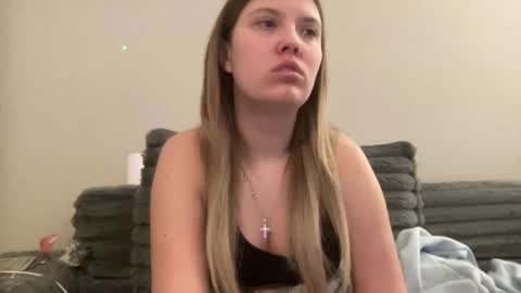 skiimaskabby online show from February 16, 12:07 am