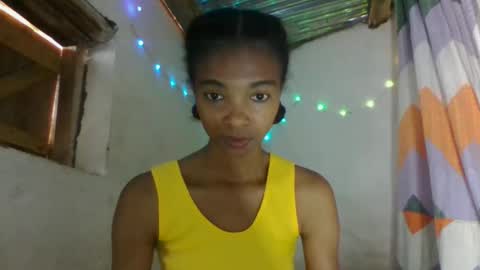 Snapshot of skinny7809 chatting on February 3, 6:22 am skinny7809 online show from February 3, 6:22 am