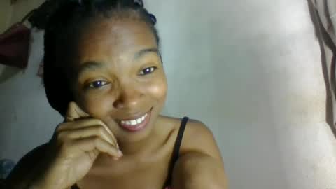 Snapshot of skinny7809 chatting on February 16, 7:43 pm skinny7809 online show from February 16, 7:43 pm