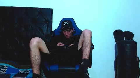 skinny marked online show from January 17, 6:33 pm