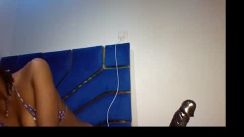 Snapshot of skinnyasssexyboobs chatting on June 17, 8:17 am skinnyasssexyboobs online show from June 17, 8:17 am
