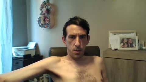 SkinnyBigCock2 online show from June 18, 11:25 am