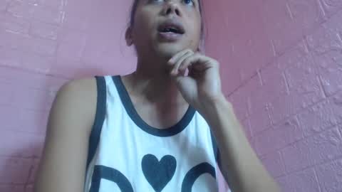 Snapshot of skinnybigcock_georgia chatting on February 11, 12:27 pm skinnybigcock_georgia online show from February 11, 12:27 pm