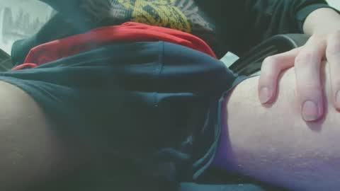 Snapshot of skinnycuteman chatting on March 3, 4:51 am skinnycuteb0y online show from March 3, 4:51 am