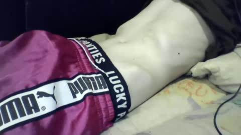 Snapshot of skinnycuteman chatting on June 27, 1:54 am skinnycuteb0y online show from June 27, 1:54 am