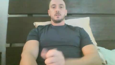 skinnyguylongdick1 online show from October 21, 11:49 pm
