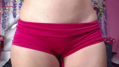Snapshot of skinnyhorny_ chatting on January 28, 8:36 am SKINNYHORNY online show from January 28, 8:36 am