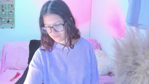 Snapshot of skinnyhorny_ chatting on September 27, 1:32 am SKINNYHORNY online show from September 27, 1:32 am