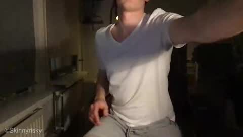 skinnyrisky online show from November 16, 7:41 pm
