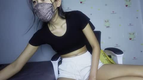 Snapshot of skinnythai4u chatting on June 12, 12:15 pm skinnythai4u online show from June 12, 12:15 pm