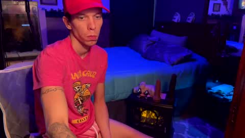 Snapshot of skittles933 chatting on January 14, 1:17 pm Skittles online show from January 14, 1:17 pm