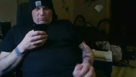 Snapshot of skunk8p chatting on February 21, 10:39 am skunk8p online show from February 21, 10:39 am