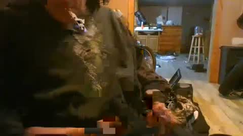 Snapshot of skunk8p chatting on March 2, 5:54 am skunk8p online show from March 2, 5:54 am