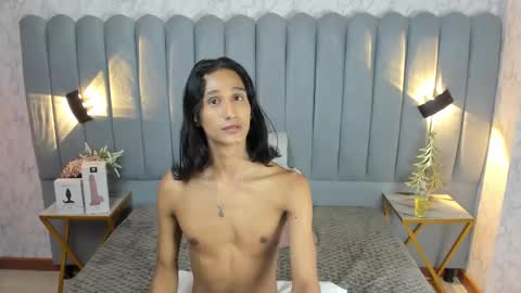 STIVEN online show from December 19, 2:24 pm