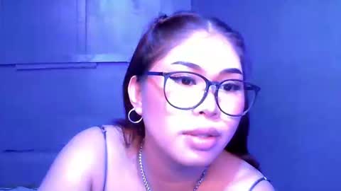    online show from October 1, 10:32 am