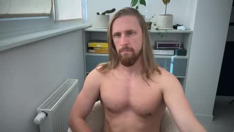 Snapshot of sky_guy25 chatting on September 25, 8:51 am sky_guy25 online show from September 25, 8:51 am