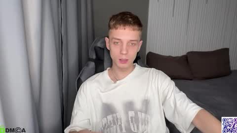 Snapshot of sky_hunter chatting on November 3, 5:03 pm sky_hunter online show from November 3, 5:03 pm