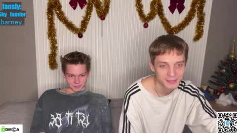 Snapshot of sky_hunter chatting on January 6, 8:12 pm sky_hunter online show from January 6, 8:12 pm