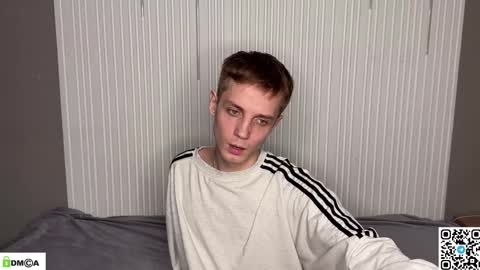 Snapshot of sky_hunter chatting on February 11, 5:18 pm sky_hunter online show from February 11, 5:18 pm