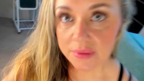 Snapshot of sky_kuper chatting on February 13, 1:12 am Sky online show from February 13, 1:12 am