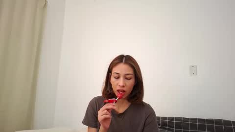 Vi online show from March 13, 9:49 am