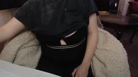 SKYLE   online show from October 24, 6:54 am