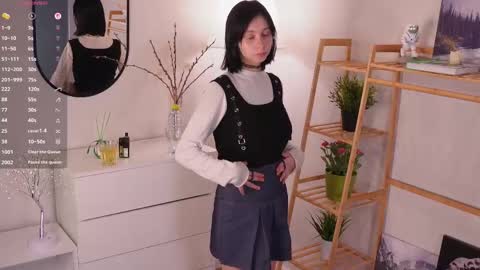 Melissa online show from November 12, 5:52 am