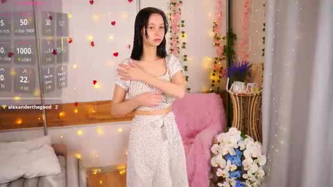 Snapshot of skyemcguire chatting on February 20, 4:29 pm Melissa online show from February 20, 4:29 pm