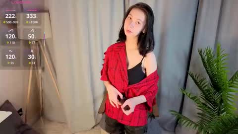 Melissa online show from March 24, 4:12 pm