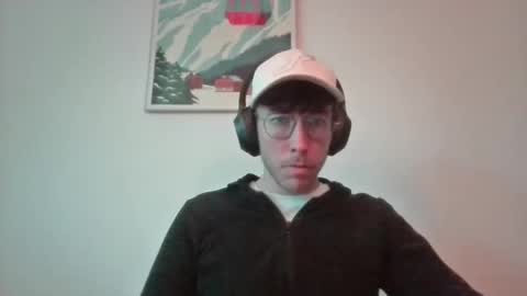 Snapshot of skyisthelimit1995 chatting on December 3, 1:20 pm skyisthelimit1995 online show from December 3, 1:20 pm