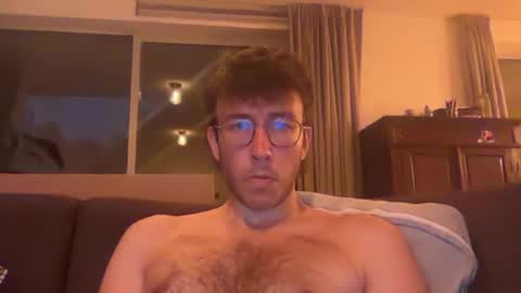 skyisthelimit1995 online show from June 11, 8:51 pm