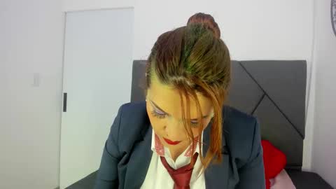 skylar__desire online show from October 27, 11:58 am