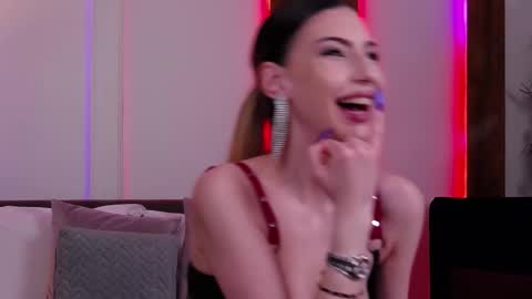 SkylarSpark online show from January 7, 8:33 pm