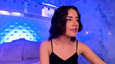 Snapshot of skyler_rouse chatting on July 4, 7:31 pm skyler_rouse online show from July 4, 7:31 pm