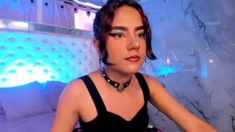 Snapshot of skyler_rouse chatting on July 17, 7:41 pm skyler_rouse online show from July 17, 7:41 pm