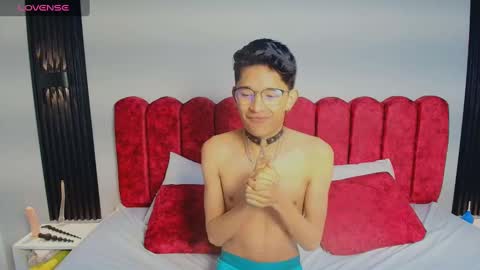 SKYLER BLAZE online show from October 6, 12:02 pm