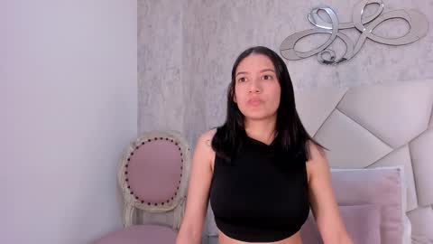 Snapshot of skylerwhite02 chatting on September 16, 7:26 pm Skyler online show from September 16, 7:26 pm