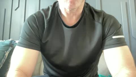 Snapshot of skylineboatclub chatting on February 24, 4:15 pm skylineboatclub online show from February 24, 4:15 pm